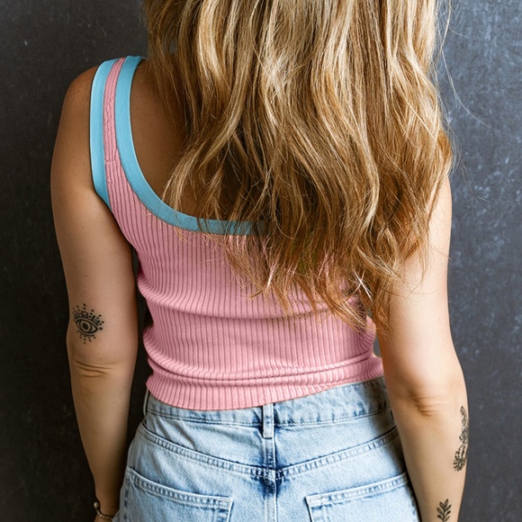 Pink Colorblock Edge Ribbed Knit U Neck Tank‎ Top - Picture 2 of 3